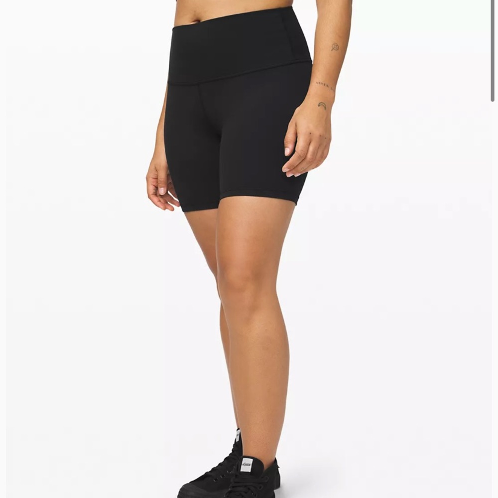 Lululemon Black Align Short 6”